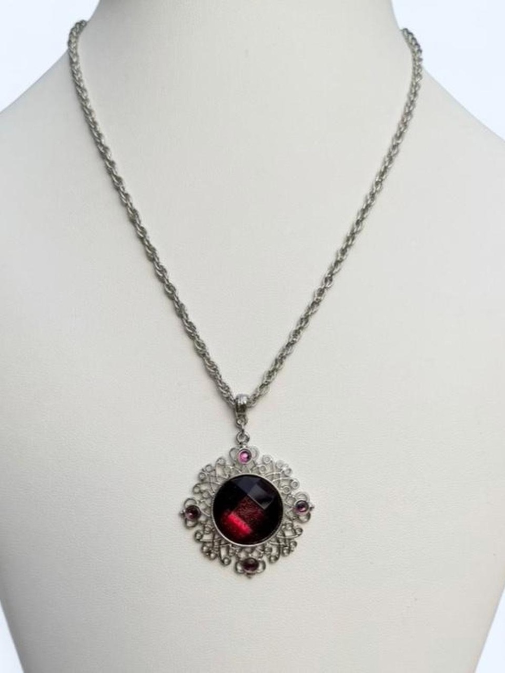 1928 Silver Tone Rope Chain Necklace With Purple Pendant New Condition